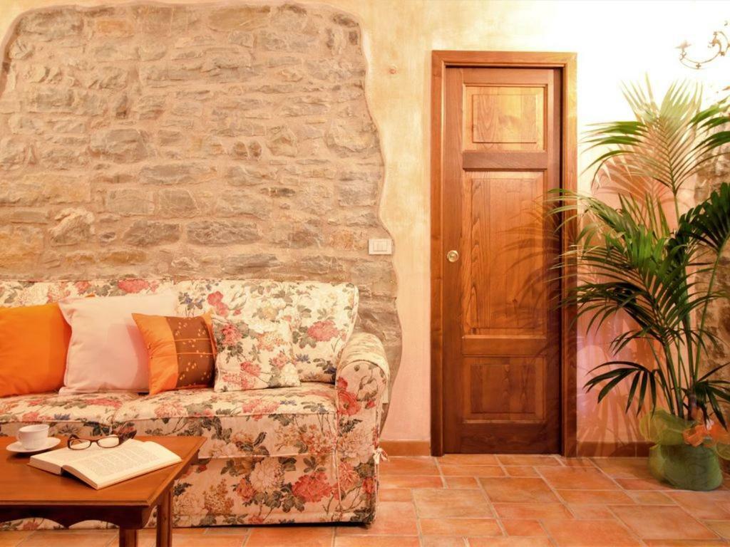 Le Casette Country House Petricci Экстерьер фото